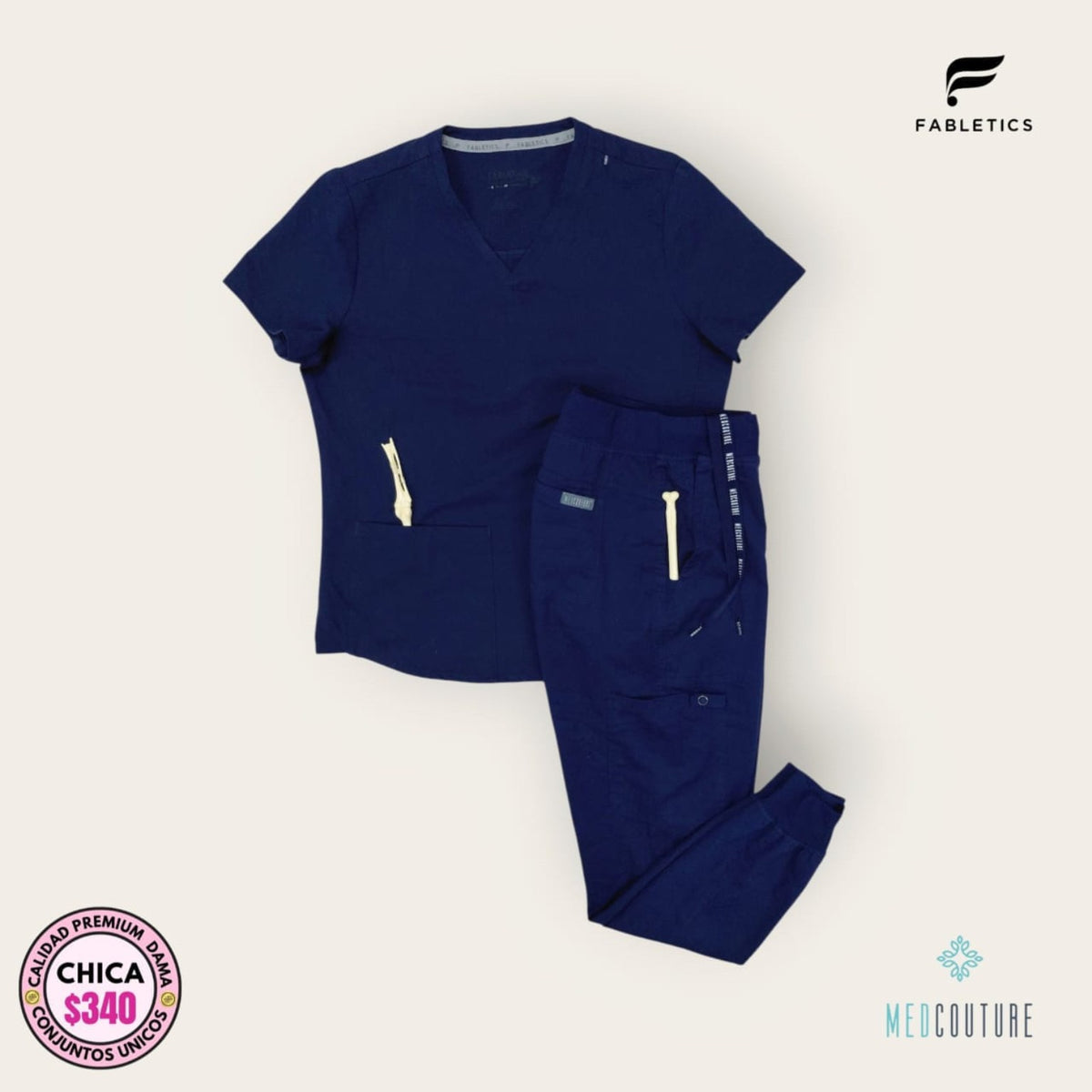 Conjunto médico Fabletics azul marino con pantalón Med Couture | Dama Chica, uniforme médico premium talla Chica