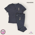 Conjunto médico Mandala y MedCouture gris, talla grande para dama, disponible en Uniformes MID.