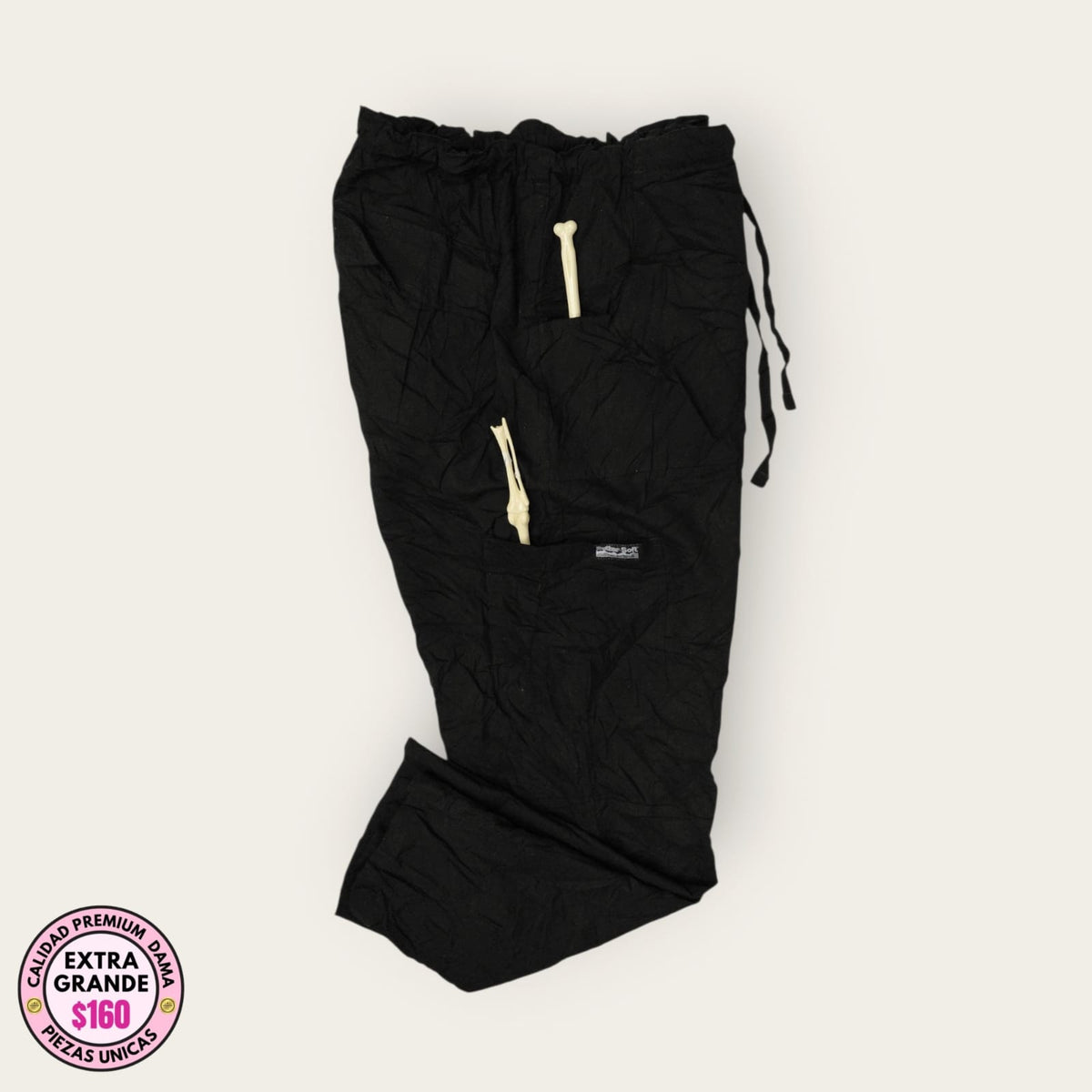 Pantalón médico Dickies negro cargo, talla extragrande para dama, disponible en Uniformes MID.