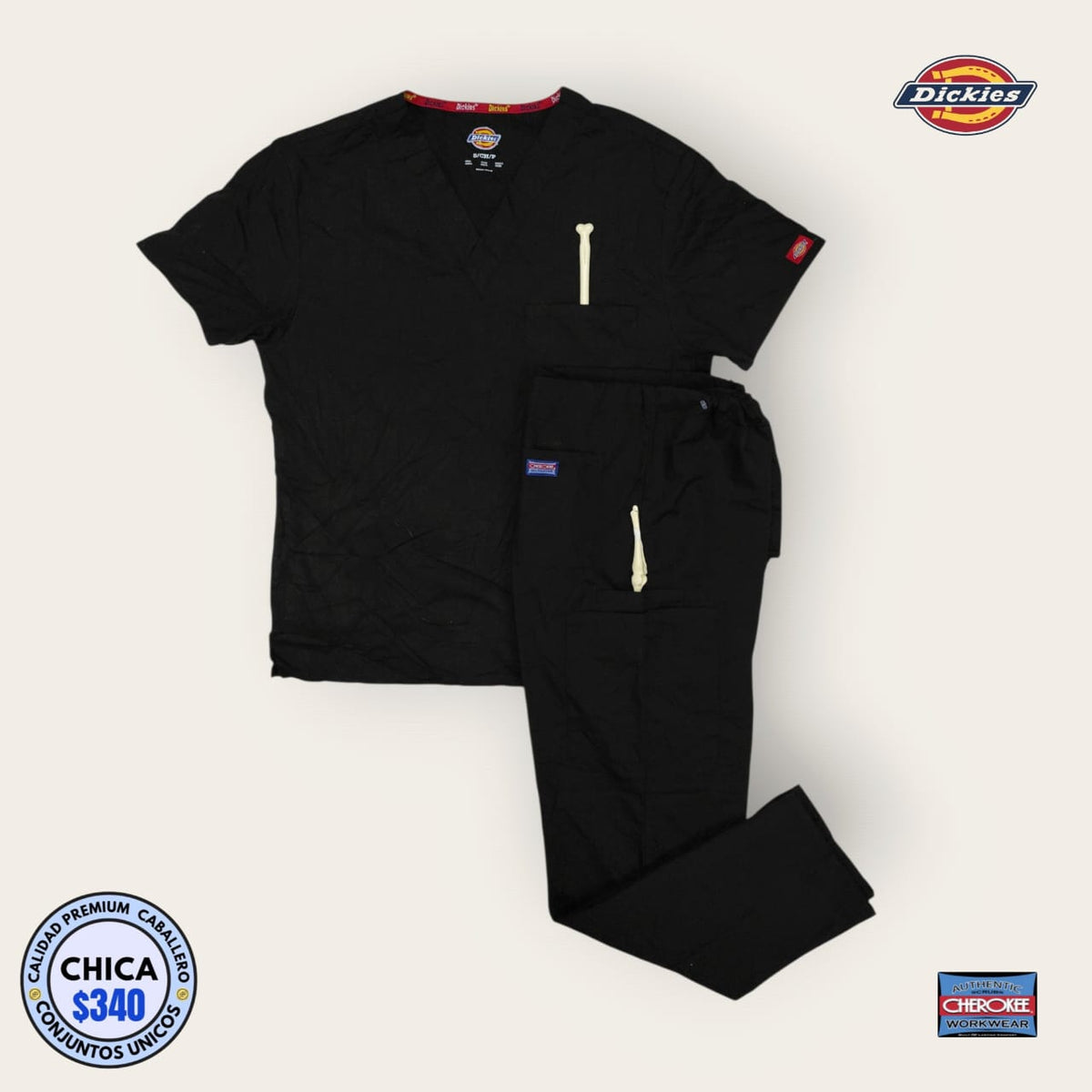 Conjunto médico Dickies y Cherokee negro, talla chica para caballero, línea Premium de Uniformes MID.