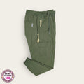 Pantalón médico verde olivo con cordón, talla extragrande para dama, disponible en Uniformes MID.